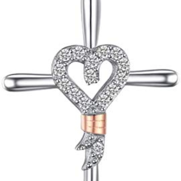 Love Heart Cross Pendant - Picture 4 of 5